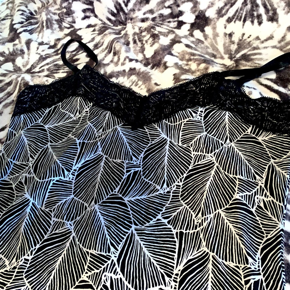 Black and white tank with lace trim